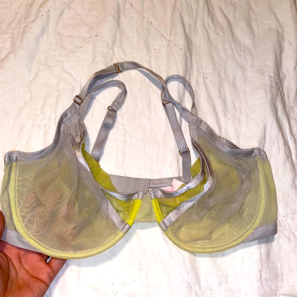 Victoria’s Secret bra